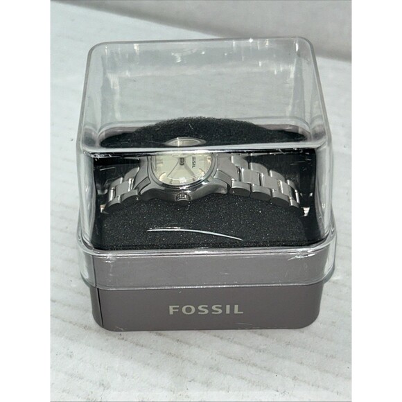 Fossil Women's Wrist Watch ES3165 - Picture 8 of 10